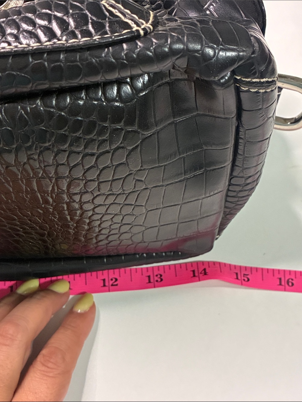 Valerie Stevens Black Croc-Embossed Leather Shoulder Bag - Picture 8 of 16